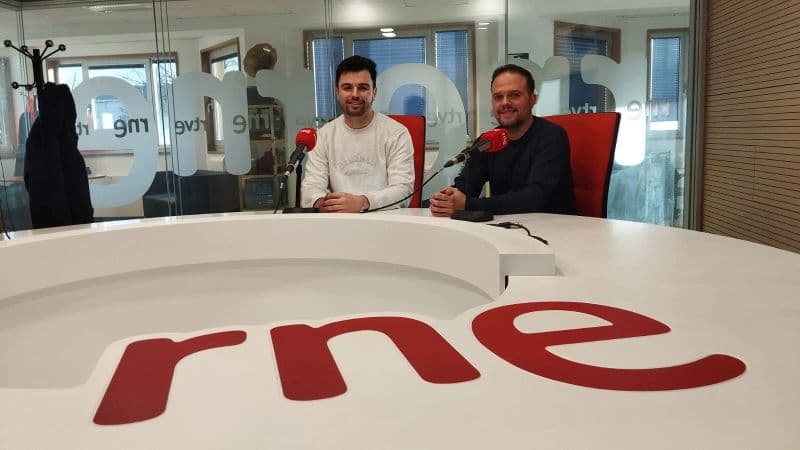 Jorge Carrera y Daniel Benito en una entrevista de RNE sobre Snowy